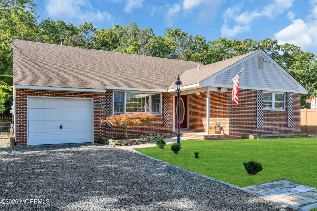 Photo of 141 Sunset Drive