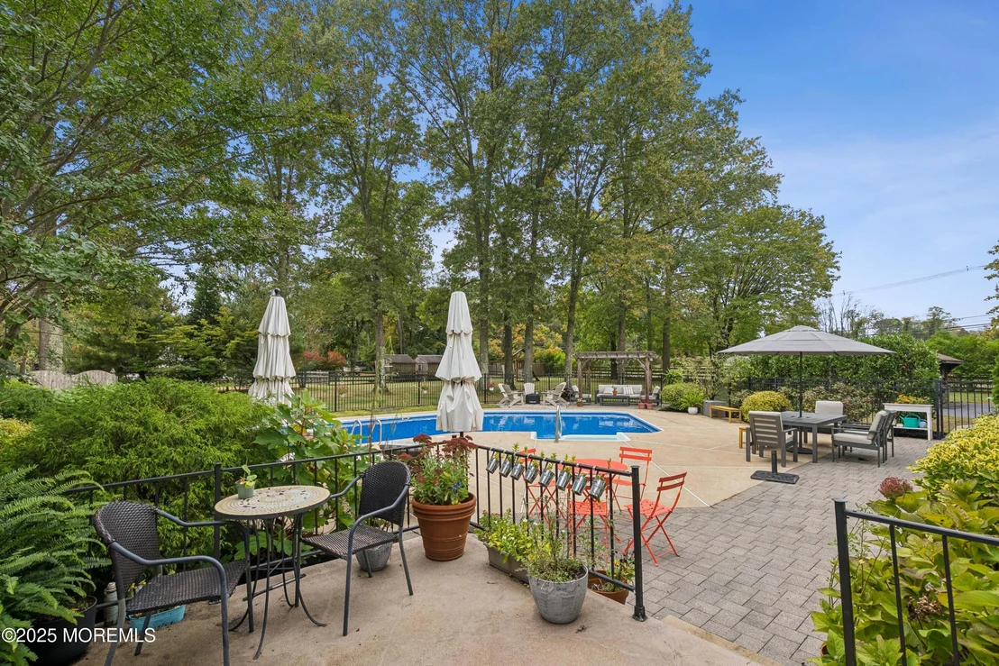 Photo of 16 Hickory Lane
