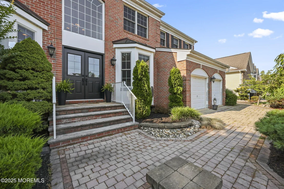 Photo of 7 Trumbull Court