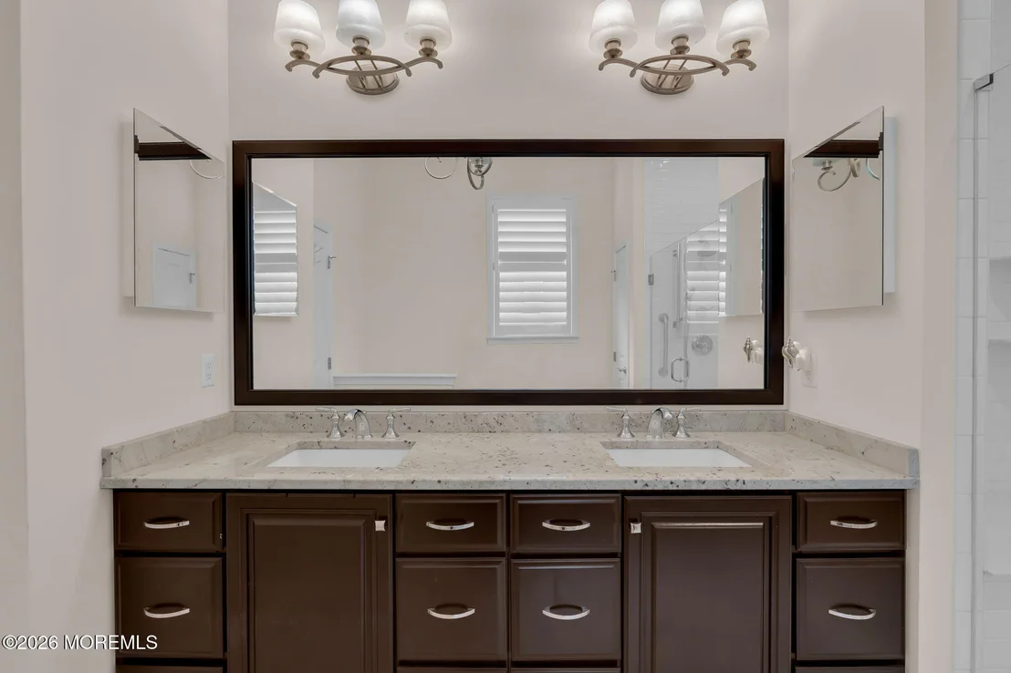 Photo of 185 Arborridge Drive