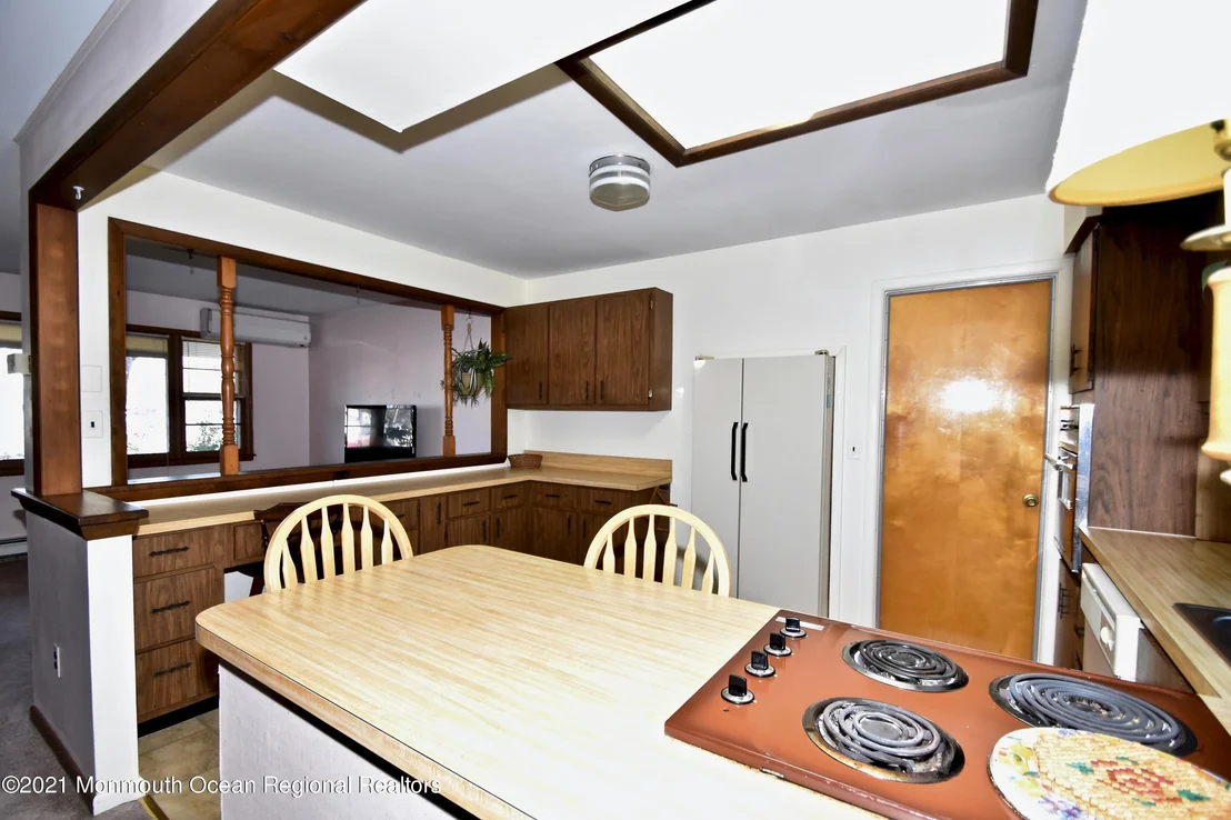 Photo of 231 Lower Lake Drive
