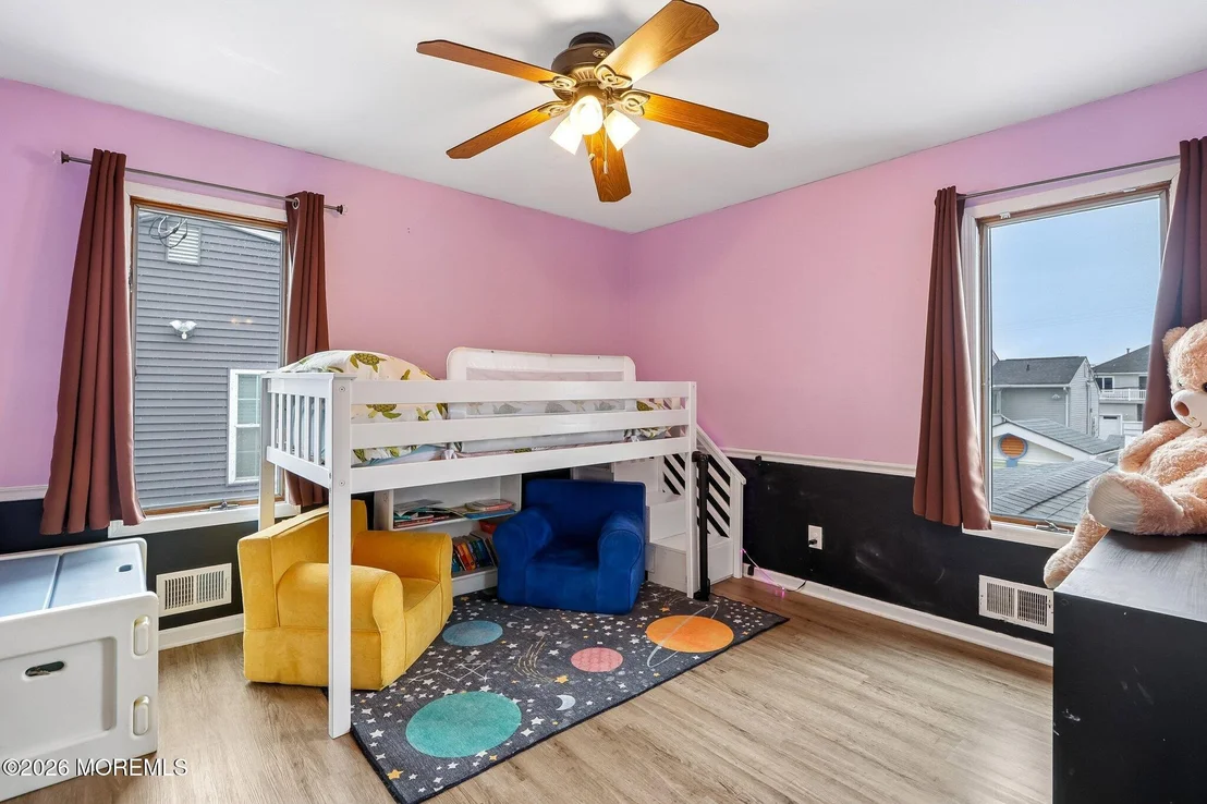 Photo of 3138 Oceanic Drive