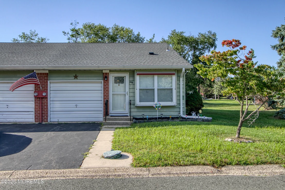 Photo of Unit B at 24 Constitution Boulevard