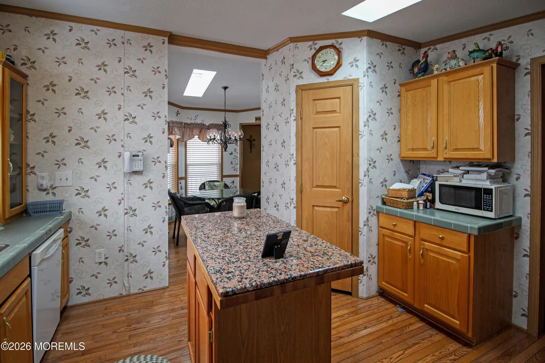 Photo of 1403 Forest Way