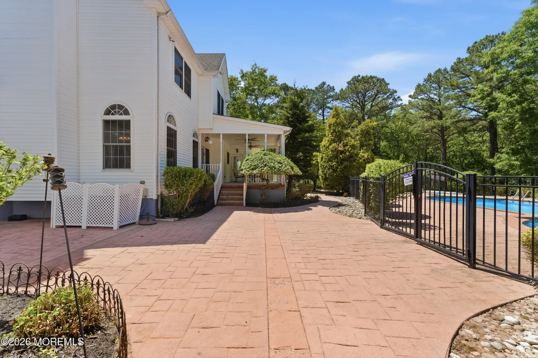 Photo of 130 Savannah Road