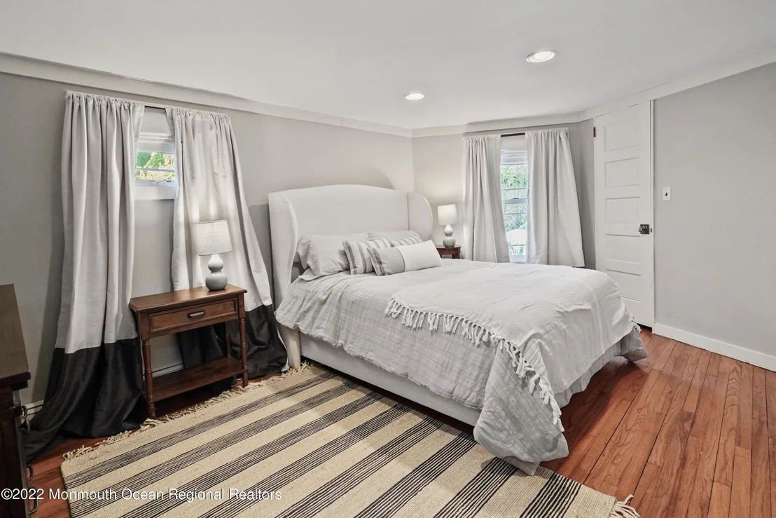 Photo of 2409 Riverside Terrace