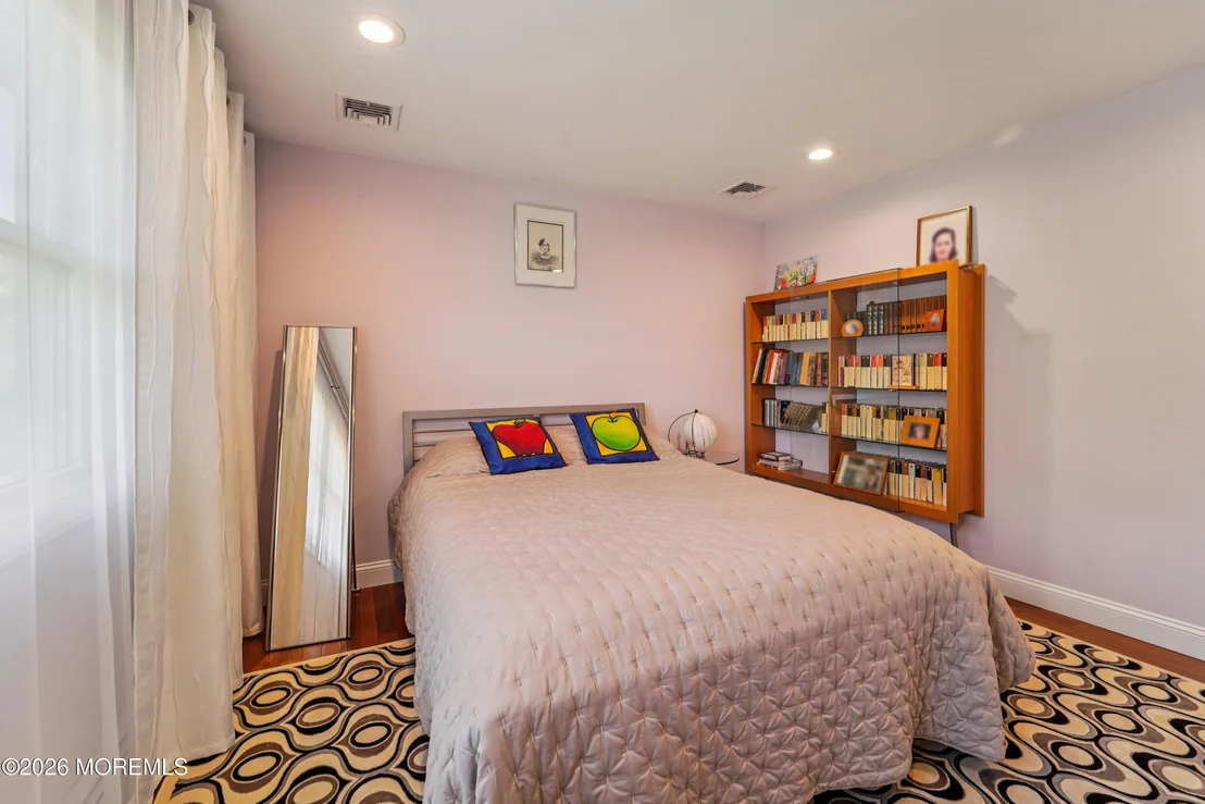 Photo of 17 Riverside Lane