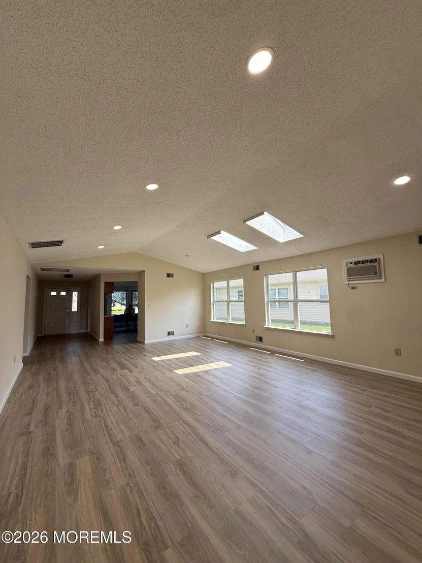 Photo of 61 Peasley Drive