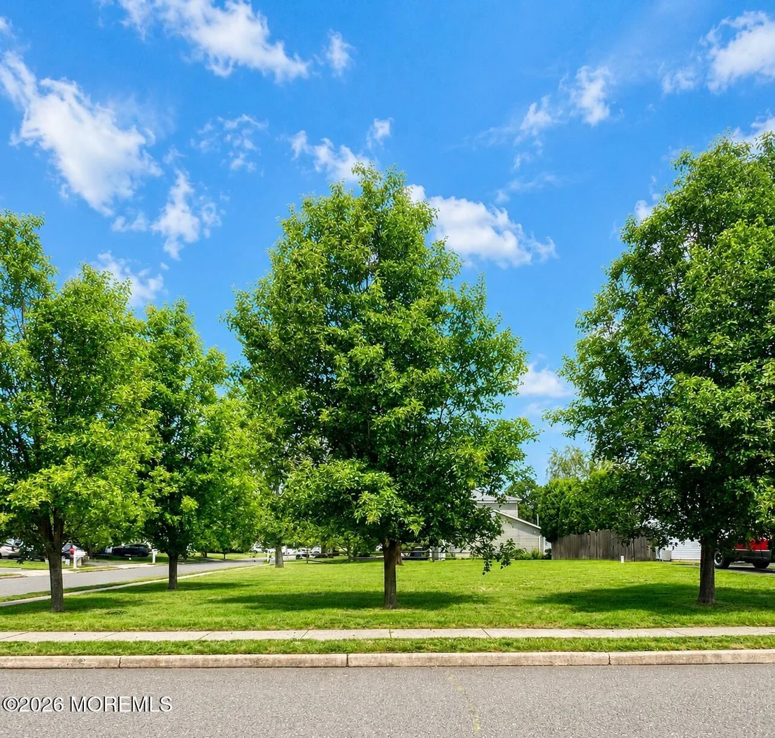 Photo of 240 Constitution Avenue