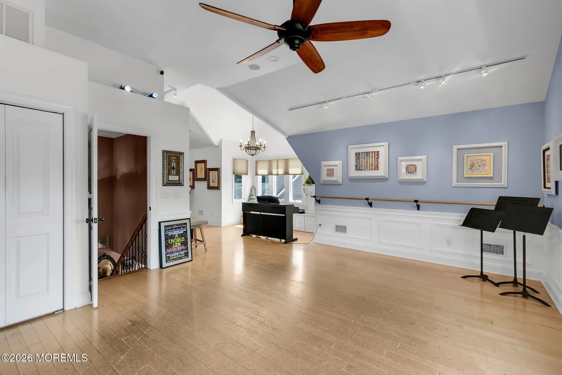 Photo of 204 Pine Place