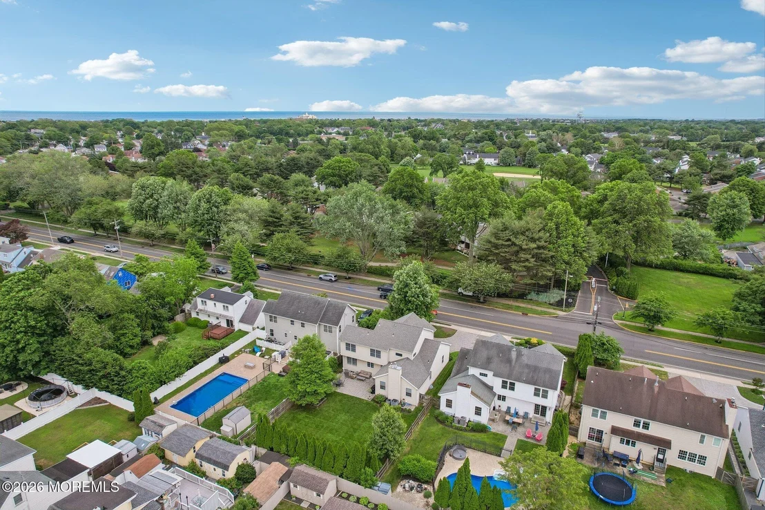 Photo of 920 Allaire Road