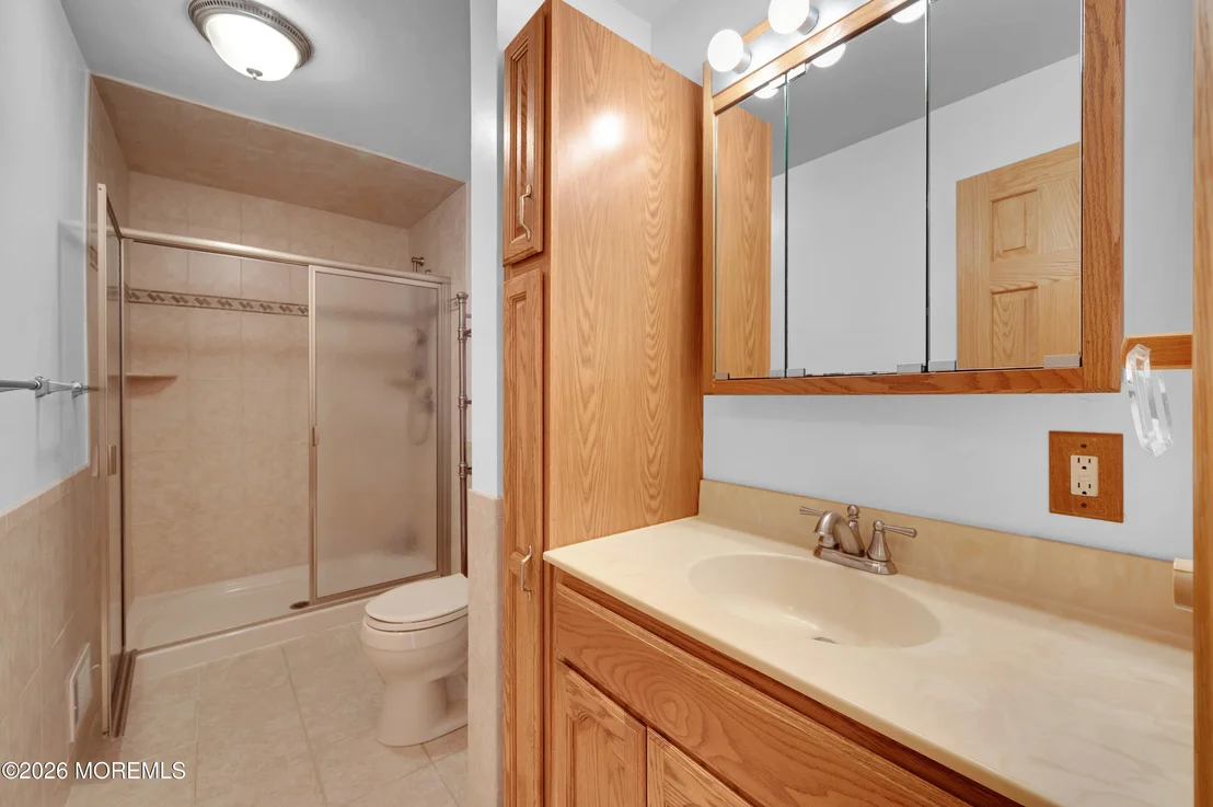 Photo of 718 Auth Avenue