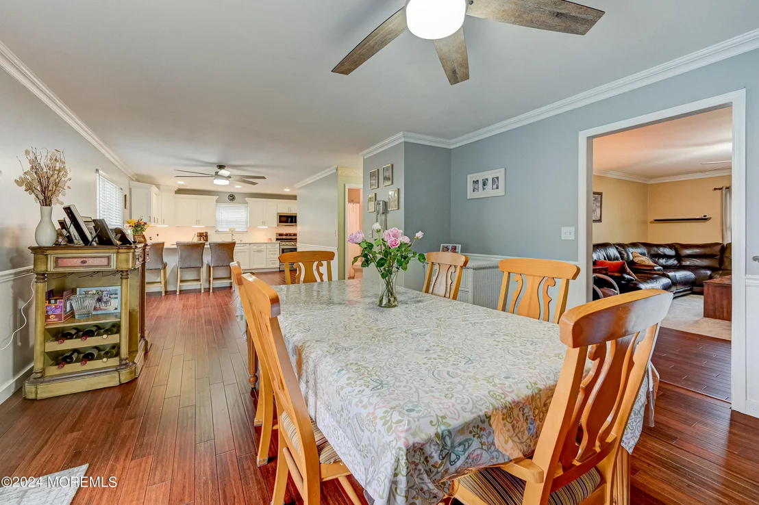 Photo of 637 Clark Avenue
