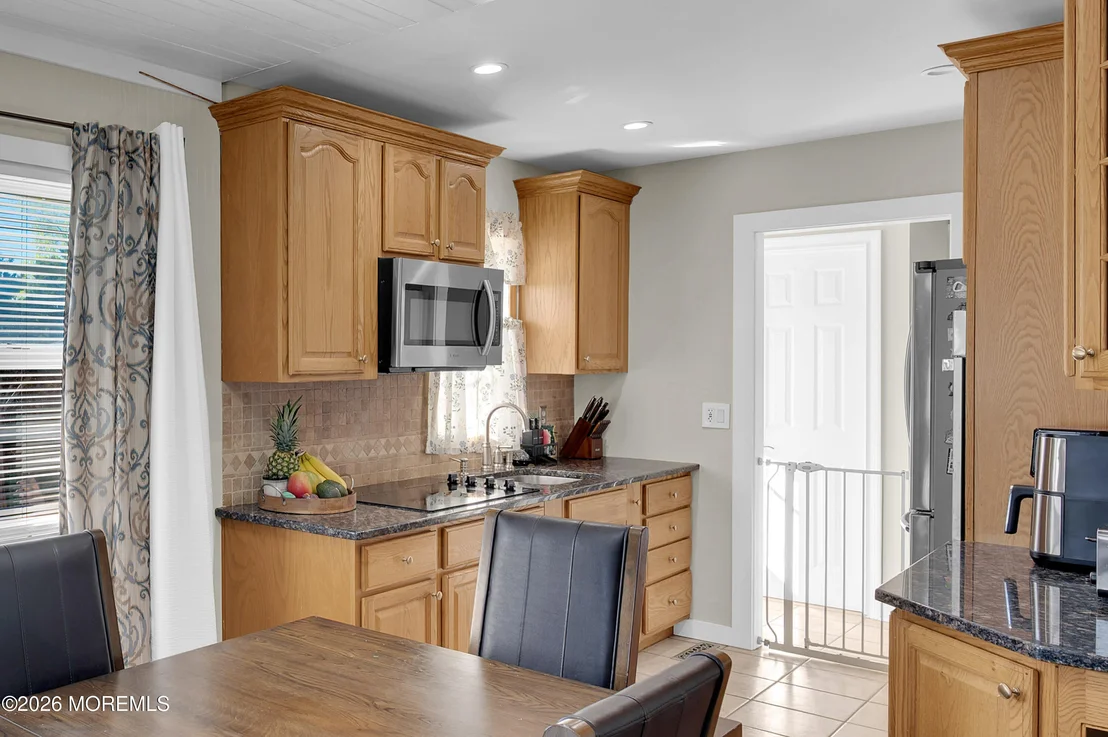 Photo of 609 Adamston Road