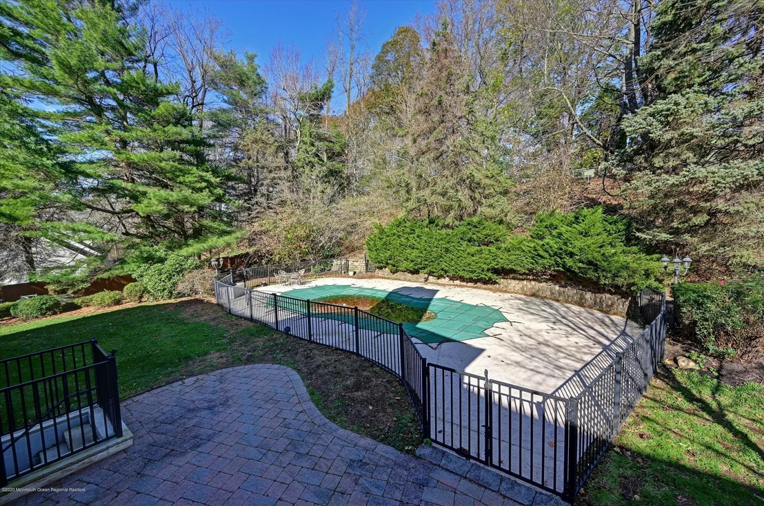 Photo of 7 Beverly Drive
