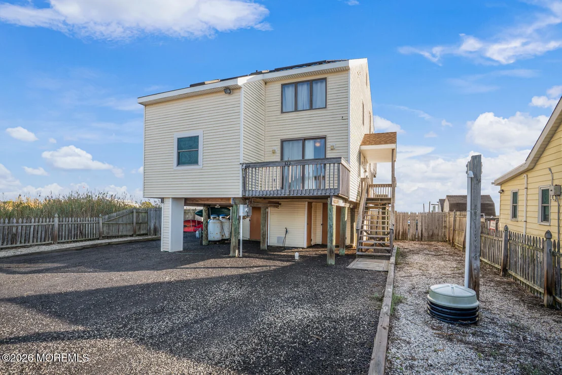 Photo of 322 Dock Road