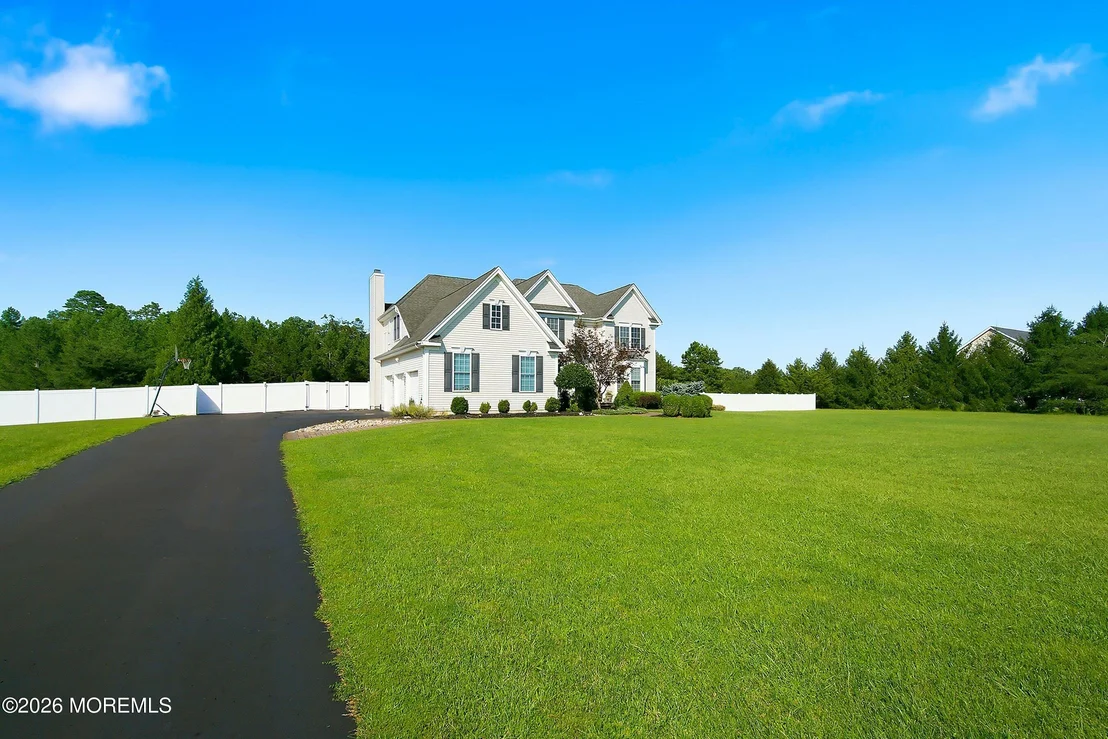 Photo of 43 Oxford Circle