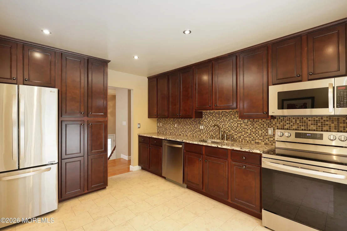 Photo of 514 Oakview Drive
