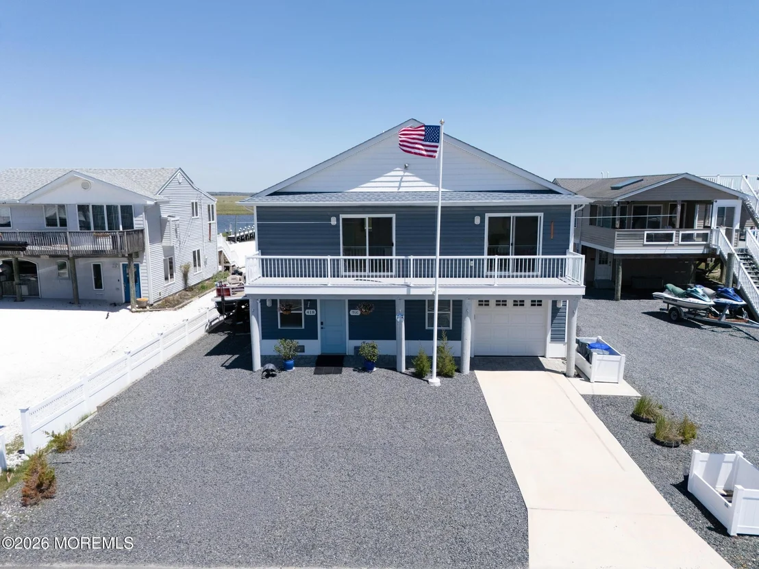 Photo of 418 Dock Road