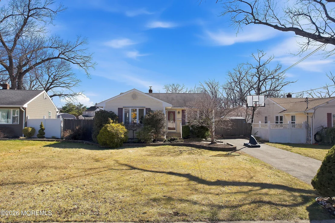 Photo of 52 Sunset Avenue