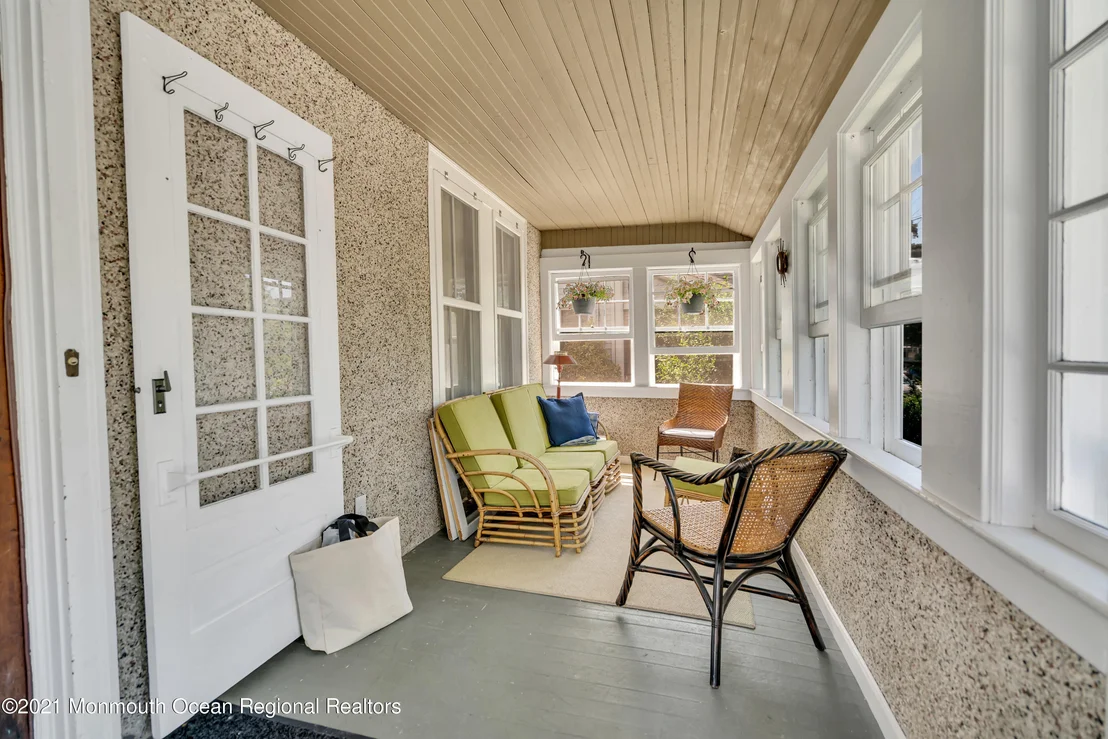 Photo of 32 Marcellus Avenue