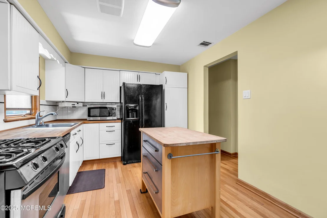 Photo of 2425 Lake Drive