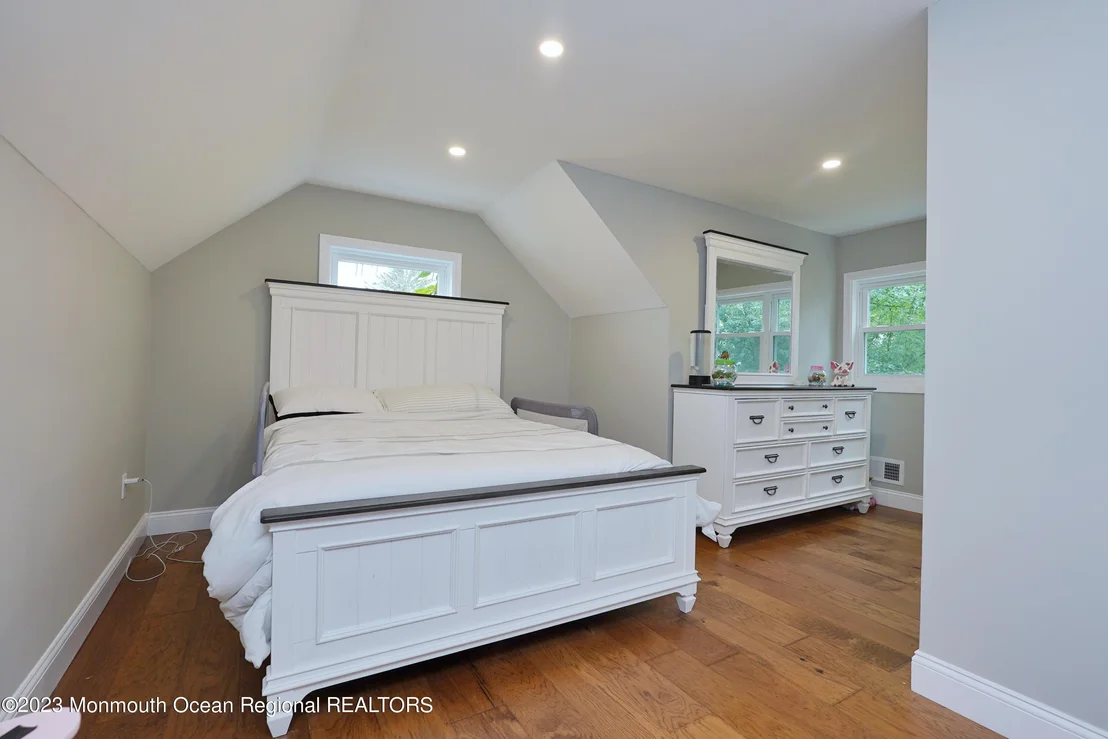 Photo of 16 Mercer Road
