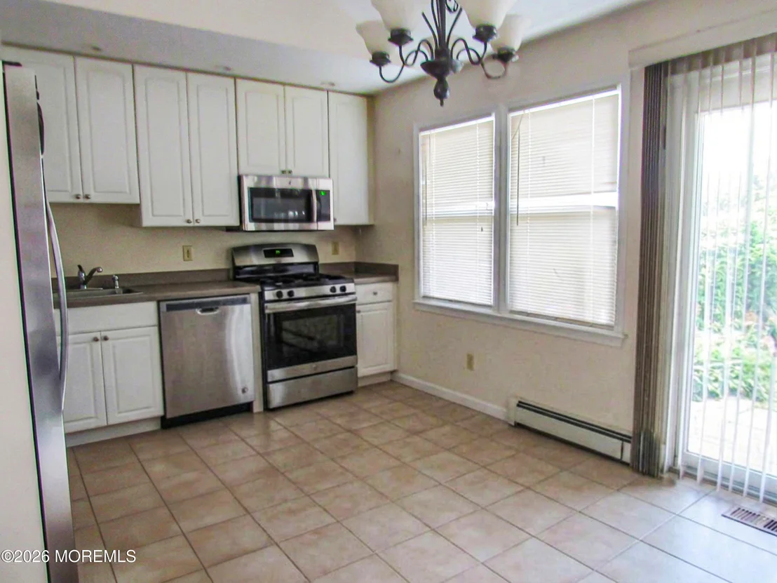 Photo of 1238 Taylor Lane
