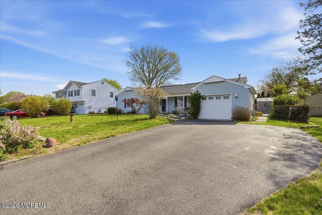 Photo of 503 Buttonwood Drive