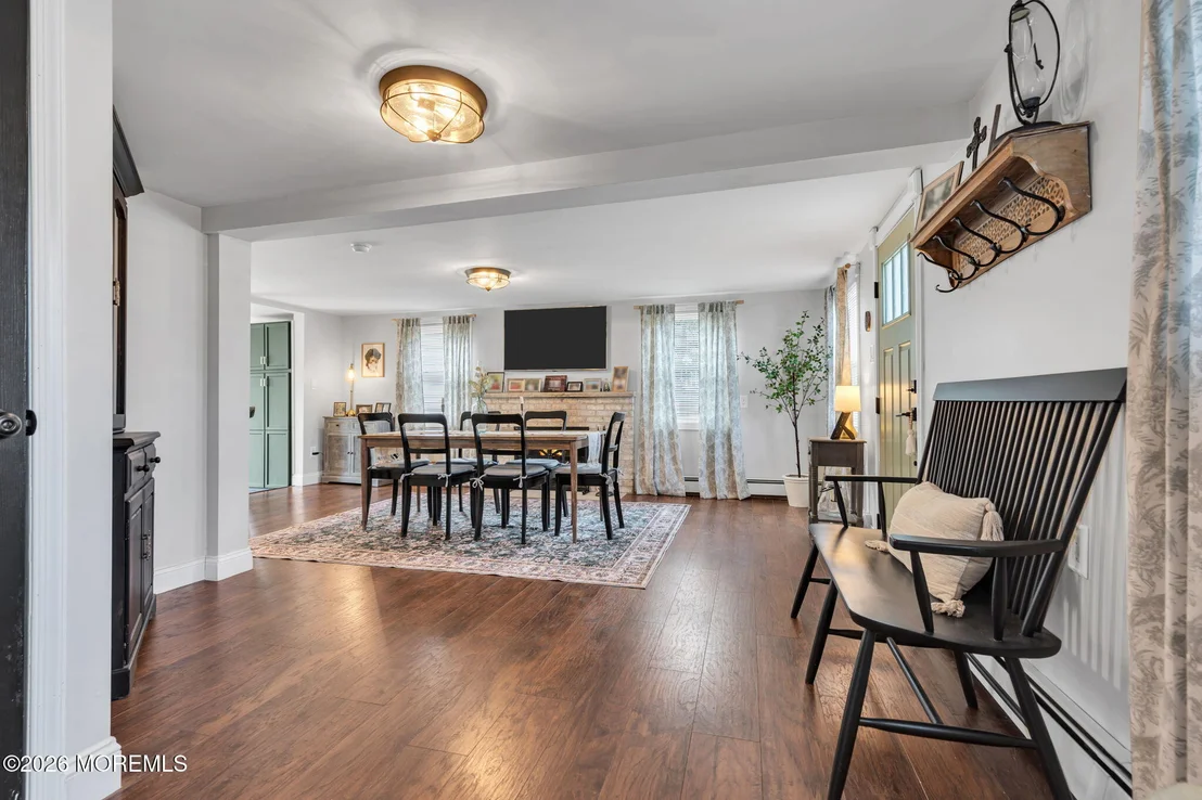 Photo of 82 Clearwater Drive