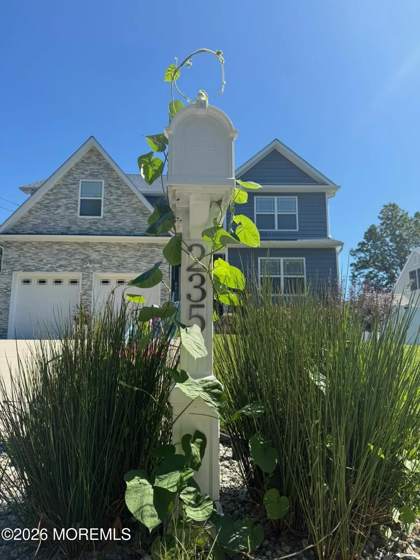 Photo of 235 Serpent Lane