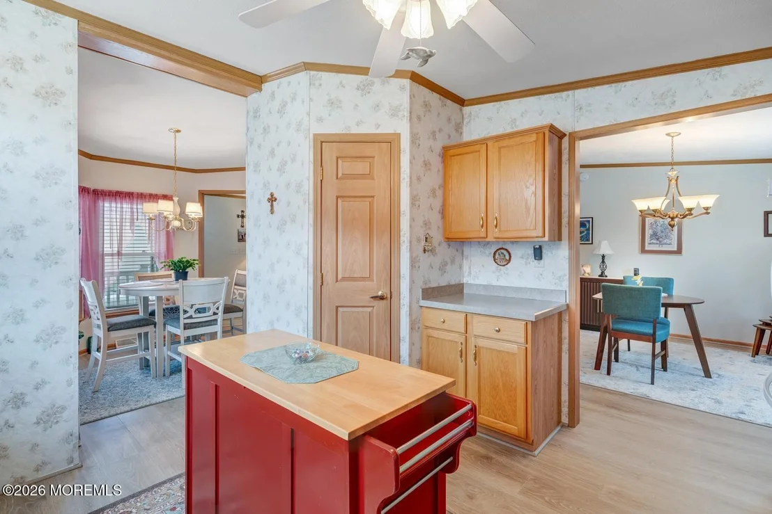 Photo of 902 Oak Ridge Terrace