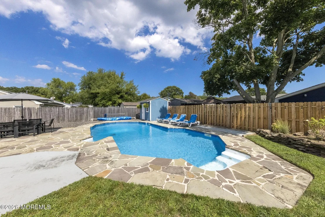 Photo of 302 8th Street