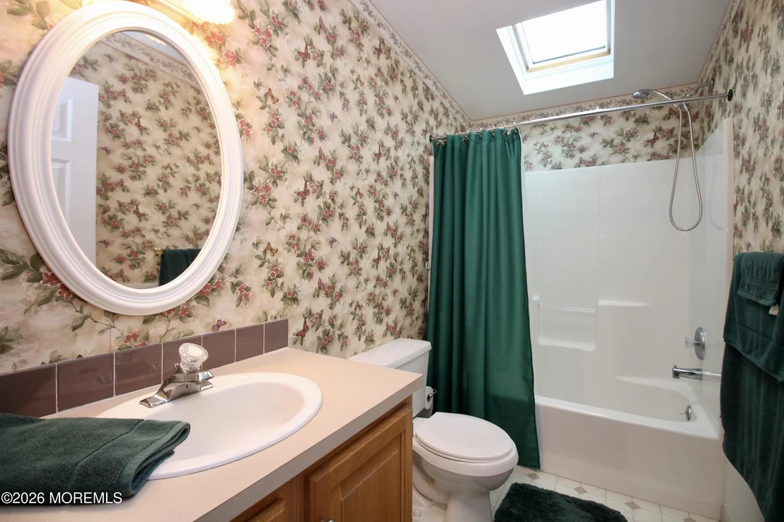 Photo of 92 Cardinal Way