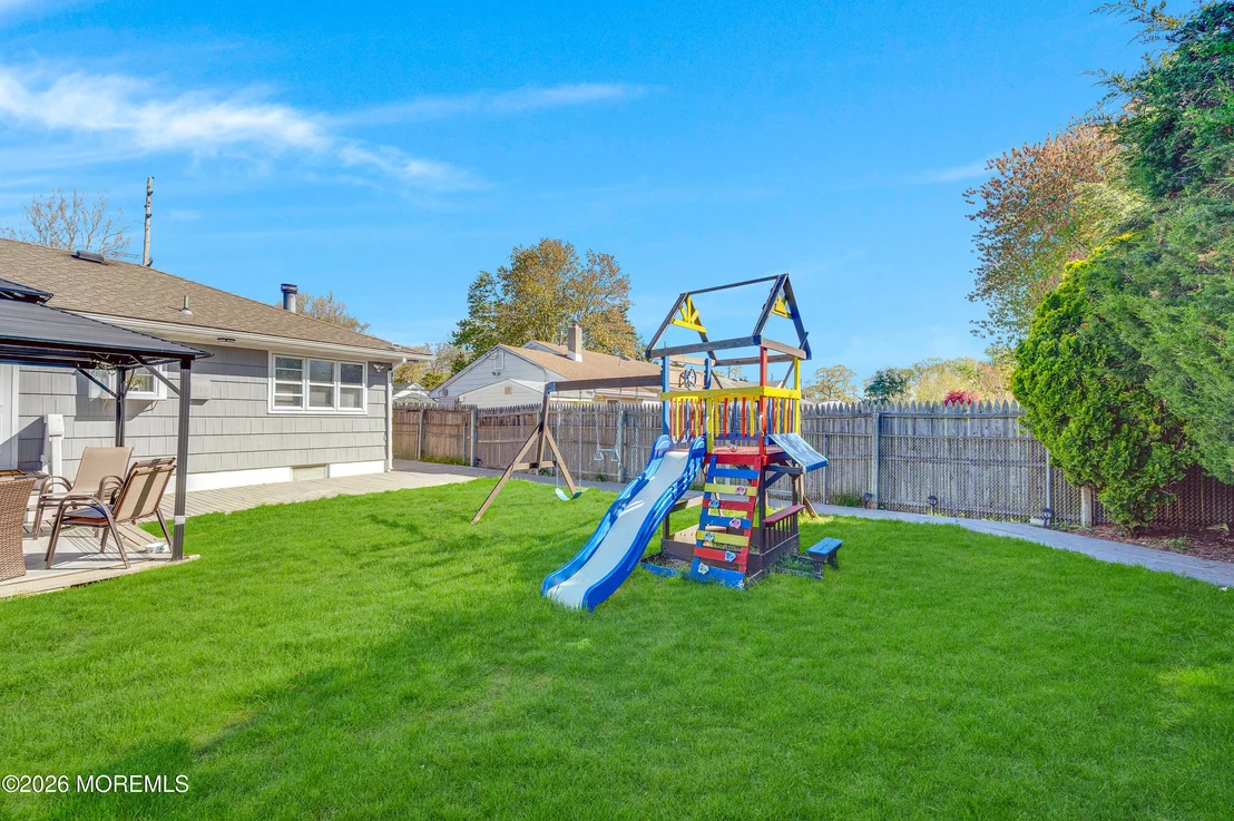 Photo of 609 Adamston Road