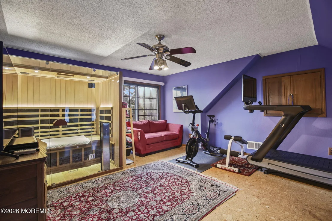 Photo of 30 S Lakeview Drive