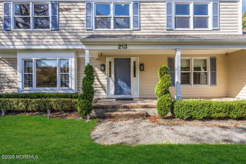 Photo of 213 Jumping Brook Drive