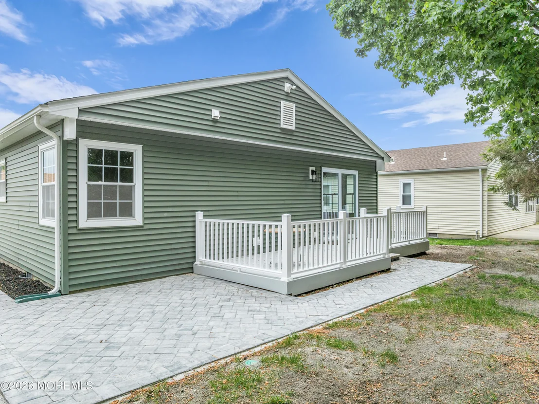 Photo of 134 Pulaski Boulevard