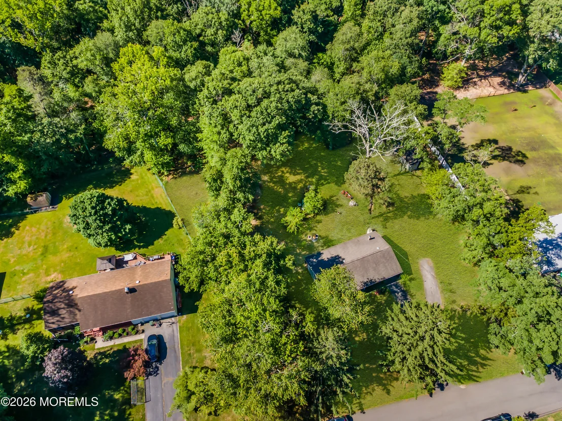 Photo of 416 Oak Tree Road