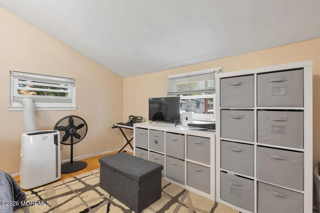 Photo of 5 Scholer Drive