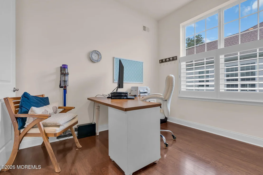 Photo of 185 Arborridge Drive