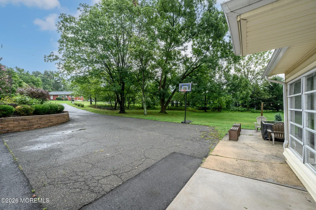 Photo of 76 Main Street