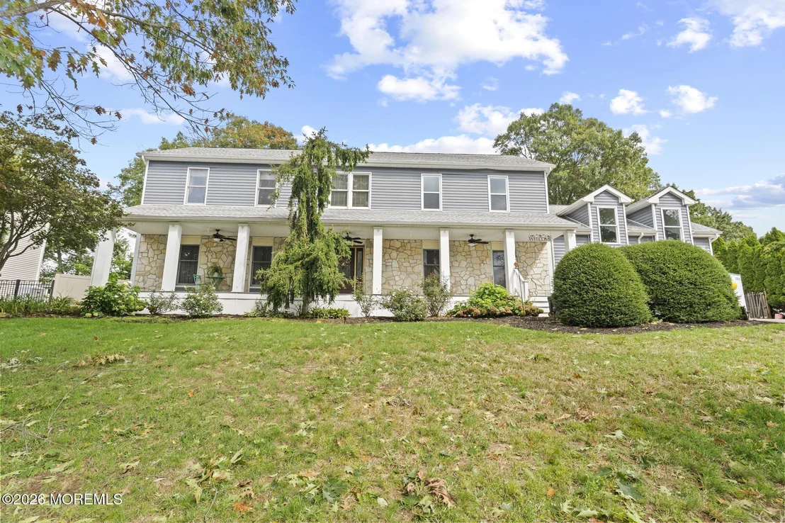 Photo of 711 Tall Oaks Drive
