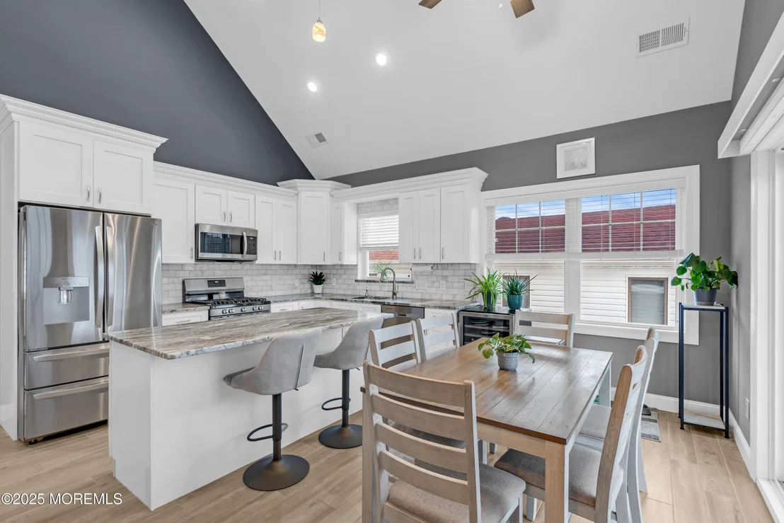 Photo of 1131 Beach Boulevard