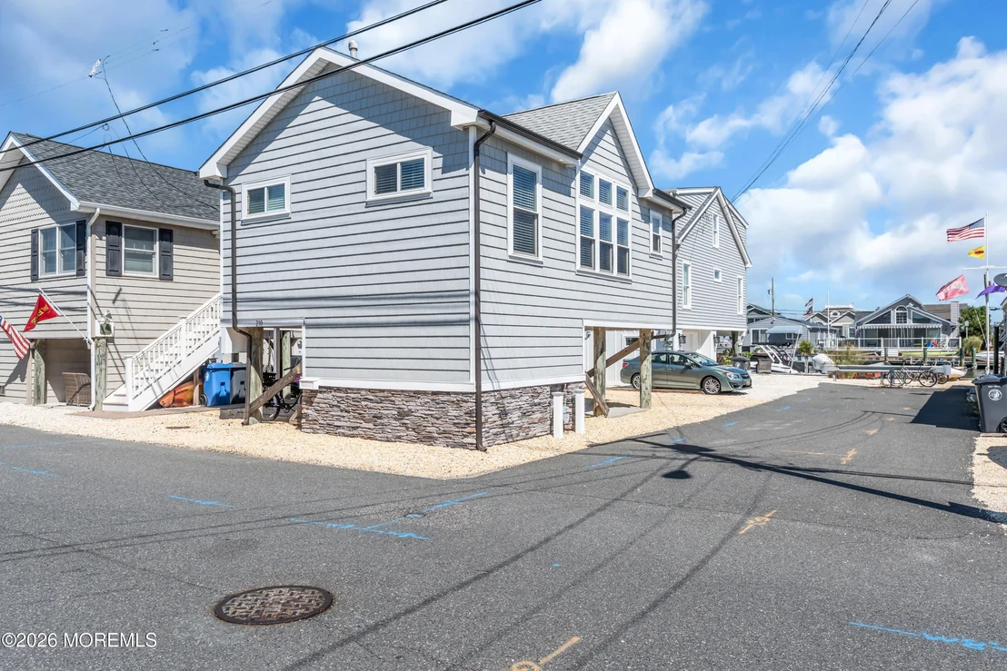 Photo of 210 Harbor Drive