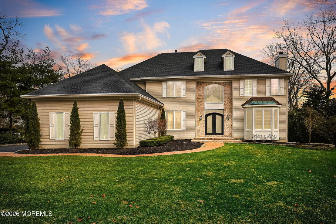 Photo of 2352 Macintosh Drive
