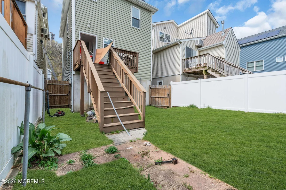 Photo of 13 Locust Street