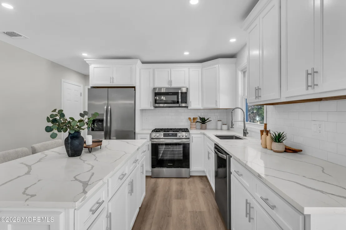 Photo of 213 Hamilton Drive