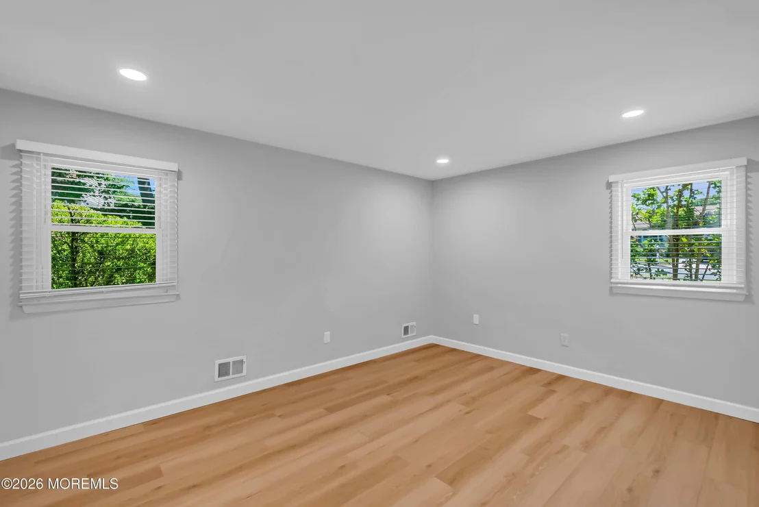 Photo of 2558 Stearns Drive