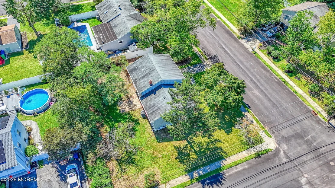 Photo of 110 Iris Drive